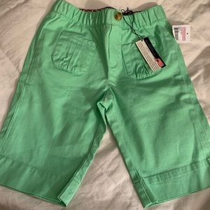 VineyardVines green Capri WITH TAGS